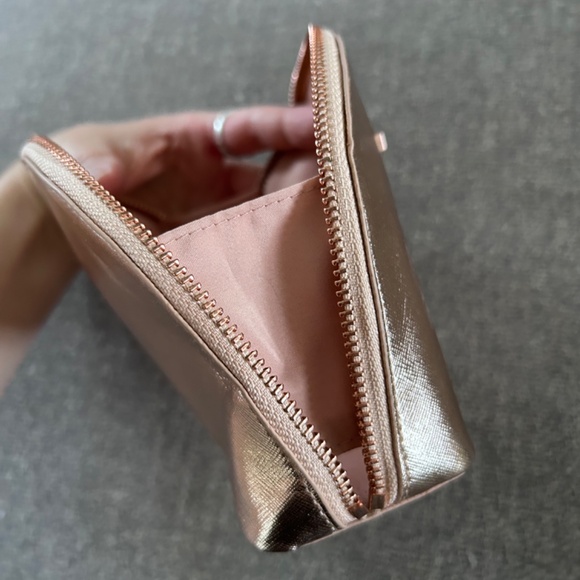🍂FREE WITH 20$+ Purchase! Michael Kors Make Up/Coin Purse - Picture 7 of 8